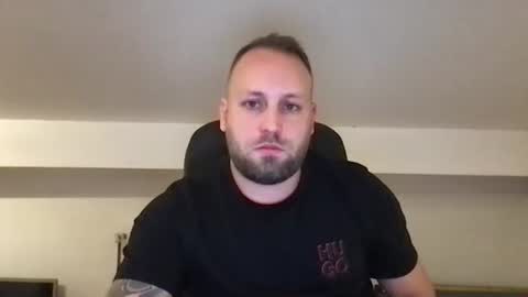 hugo online show from 11/25/25, 01:27