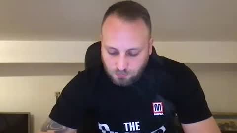 hugo online show from 11/29/25, 02:58