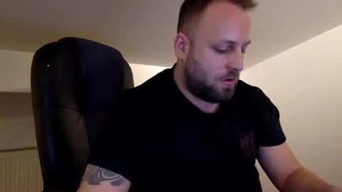 hugo online show from 03/12/26, 02:50