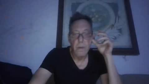 Snapshot of kobolt67 chatting on 04/19/26, 06:43 kobolt67 online show from 04/19/26, 06:43