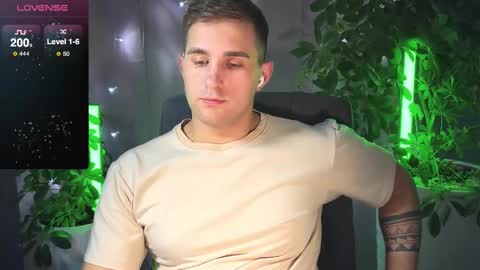 Sweet boy online show from 03/06/25, 09:42