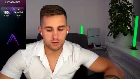 Sweet boy online show from 10/01/25, 11:27