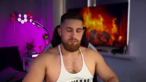 Sweet boy online show from 02/05/26, 11:48