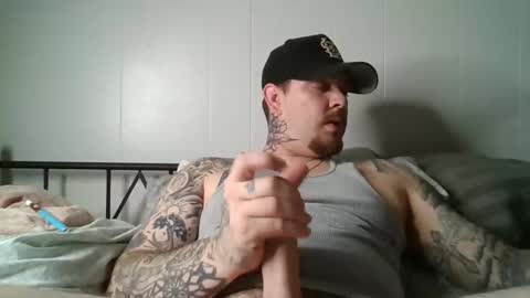 Snapshot of koddoncouple chatting on 11/15/25, 12:30 Koddoncouple online show from 11/15/25, 12:30