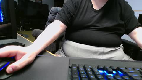 Snapshot of kodiak1974 chatting on 03/10/25, 04:03 Kodiak1974 online show from 03/10/25, 04:03