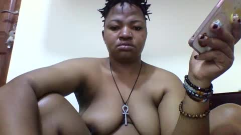 Snapshot of koffi639202 chatting on 04/22/26, 06:27 koffi639202 online show from 04/22/26, 06:27