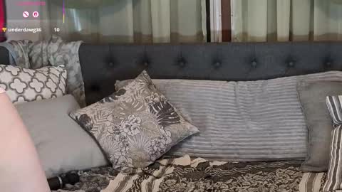 Snapshot of kohlbird chatting on 10/12/25, 10:58 kohlbird online show from 10/12/25, 10:58