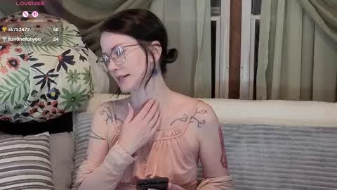 Snapshot of kohlbird chatting on 12/20/25, 05:03 kohlbird online show from 12/20/25, 05:03