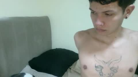 Snapshot of koiseraphin chatting on 05/12/26, 07:11 Jacob and Victoria online show from 05/12/26, 07:11