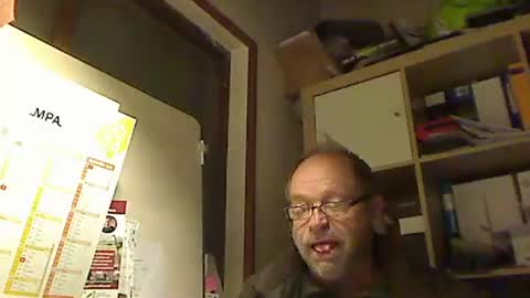Snapshot of kokin3034 chatting on 11/21/25, 05:06 kokin3034 online show from 11/21/25, 05:06