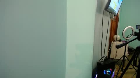 Snapshot of koko15_ chatting on 04/19/26, 12:37 Koko online show from 04/19/26, 12:37