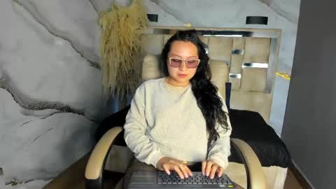 Snapshot of koko15_ chatting on 04/28/26, 05:29 Koko online show from 04/28/26, 05:29