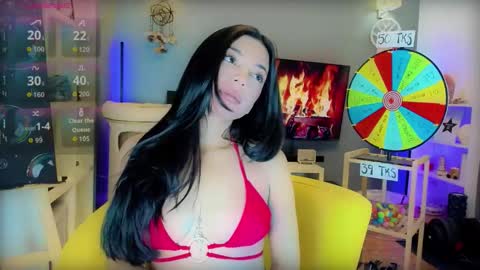 Lisa      online show from 10/18/25, 04:08