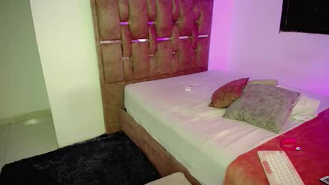 Snapshot of kolexantonella chatting on 03/01/26, 01:07 kolexantonella online show from 03/01/26, 01:07