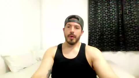 Snapshot of kolombianox chatting on 10/30/25, 06:37 kolombianox online show from 10/30/25, 06:37