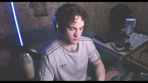 Snapshot of kolyakayne chatting on 04/24/26, 06:27 Kolya Kayne online show from 04/24/26, 06:27