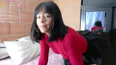 Snapshot of komatsu_ chatting on 10/10/25, 12:59 Komatsu Lilith online show from 10/10/25, 12:59