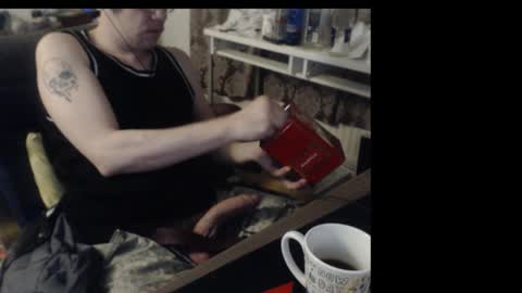 Snapshot of kompura chatting on 12/05/25, 08:05 Kompura online show from 12/05/25, 08:05