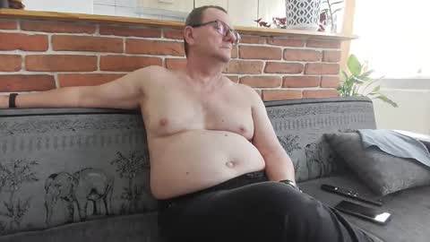 Snapshot of komputer123456789 chatting on 03/13/26, 11:50 Bogdan online show from 03/13/26, 11:50