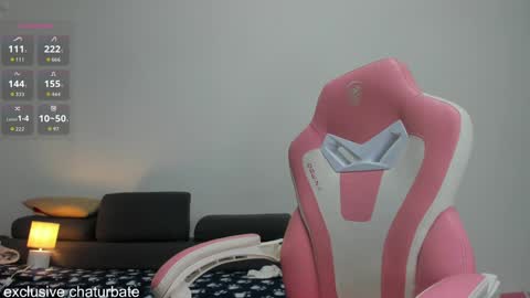 Snapshot of komydoll chatting on 02/15/26, 10:39 kamydoll online show from 02/15/26, 10:39