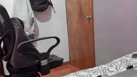 Snapshot of konan_89 chatting on 04/12/26, 04:17 konan_89 online show from 04/12/26, 04:17