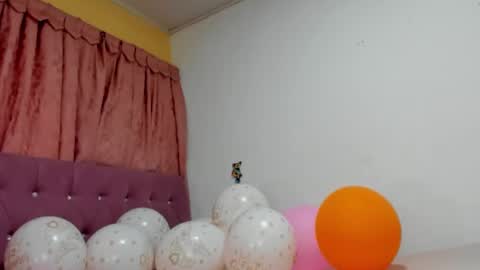 konie Diaz online show from 11/15/25, 10:15