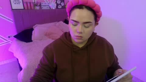 camila online show from 04/03/26, 06:33