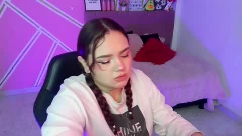 camila online show from 07/11/26, 02:03