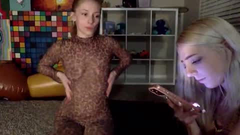 Konnie online show from 02/25/26, 02:32