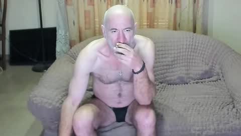 Snapshot of konstantin1970 chatting on 02/11/25, 12:27 konstantin1970 online show from 02/11/25, 12:27