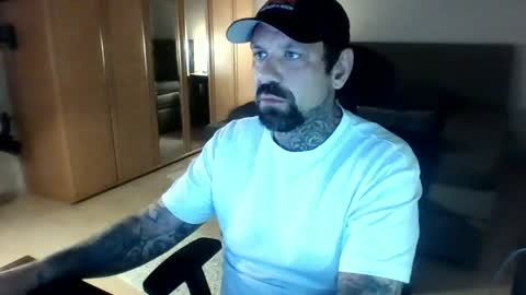 Snapshot of konstantin8115 chatting on 04/20/26, 07:48 Konstantin online show from 04/20/26, 07:48