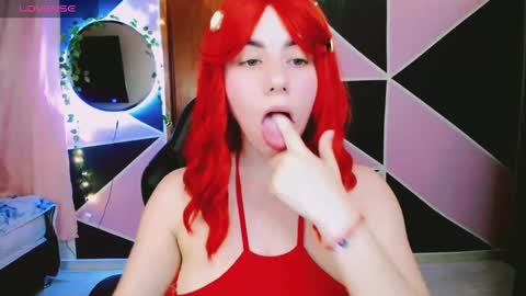 YINI online show from 01/24/25, 01:03