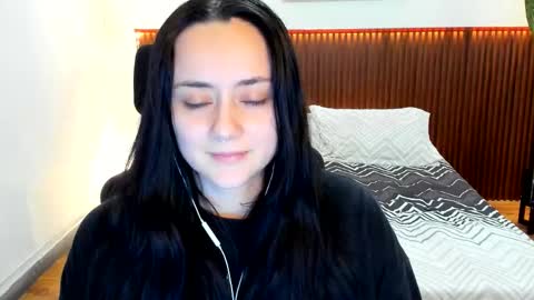 Kora Shadow online show from 12/13/25, 09:20