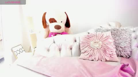 Koral Cuz online show from 02/19/26, 04:36