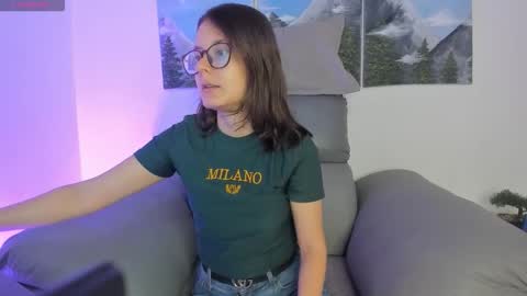 Koraline  online show from 12/01/25, 01:49