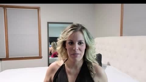 Snapshot of koralynn777 chatting on 12/03/25, 03:25 KoraLynn777 online show from 12/03/25, 03:25