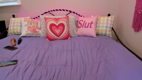  KORA MARiNA  online show from 01/28/25, 05:56