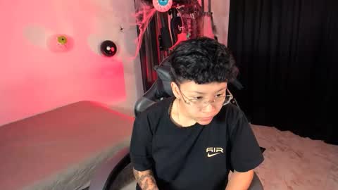 Sara  Altgirl  online show from 10/24/25, 03:08