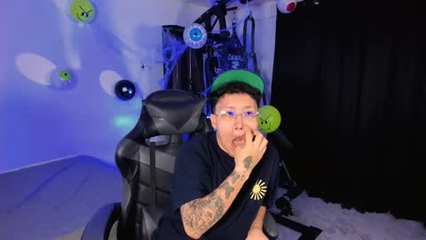 Sara  Altgirl  online show from 10/25/25, 02:56