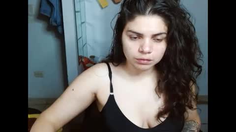 Karoll online show from 11/06/25, 02:12