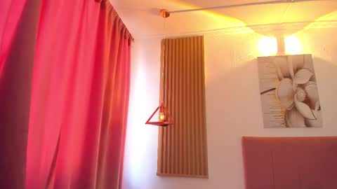 Kora  online show from 11/02/25, 01:24