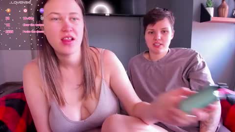 Twiix online show from 02/05/26, 04:33