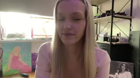 Snapshot of kortneyhiedeman chatting on 06/01/26, 02:19 Ariela online show from 06/01/26, 02:19