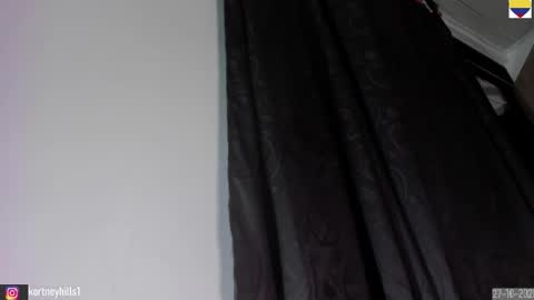 Snapshot of kortneyhills chatting on 10/28/25, 01:53 Kortneyhills - Aries online show from 10/28/25, 01:53