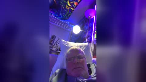 Snapshot of korysmith568 chatting on 04/24/26, 04:48 korysmith568 online show from 04/24/26, 04:48