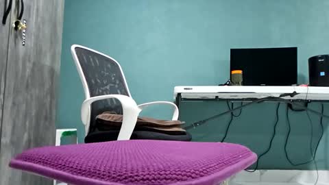 Snapshot of koto420 chatting on 02/26/26, 01:04 Koto Bombon online show from 02/26/26, 01:04