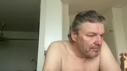 Snapshot of kovapoika chatting on 10/04/25, 08:23 kovapoika online show from 10/04/25, 08:23