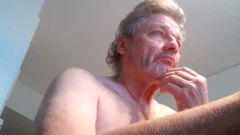 Snapshot of kovapoika chatting on 10/05/25, 08:34 kovapoika online show from 10/05/25, 08:34