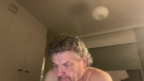 Snapshot of kovapoika chatting on 10/11/25, 07:45 kovapoika online show from 10/11/25, 07:45