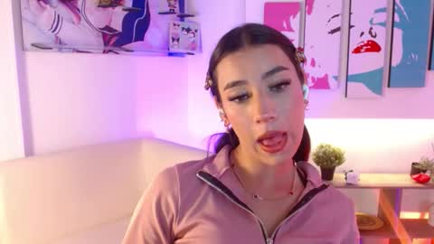 Elizabeth online show from 03/05/26, 12:12